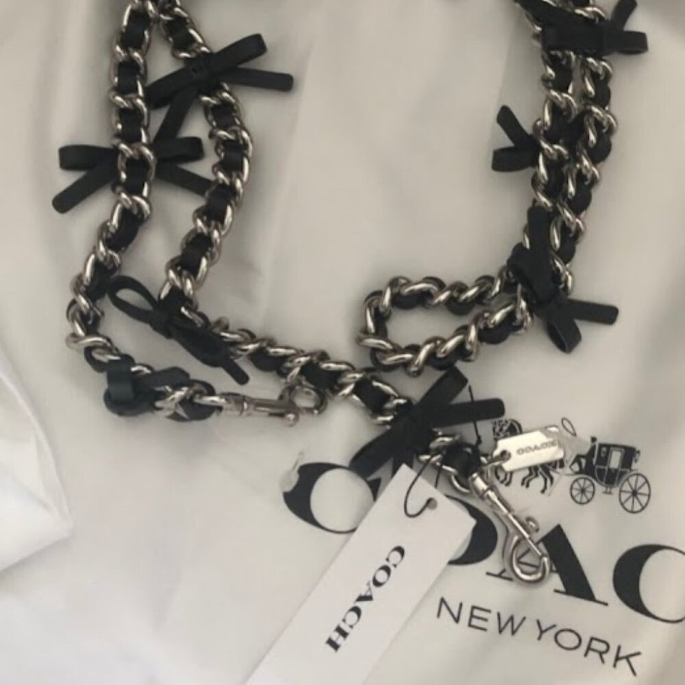 Coach Leather Chain Strap Silver With Black Bows CY260 *𝐏𝐑𝐈𝐂𝐄 𝐅𝐈𝐑𝐌*